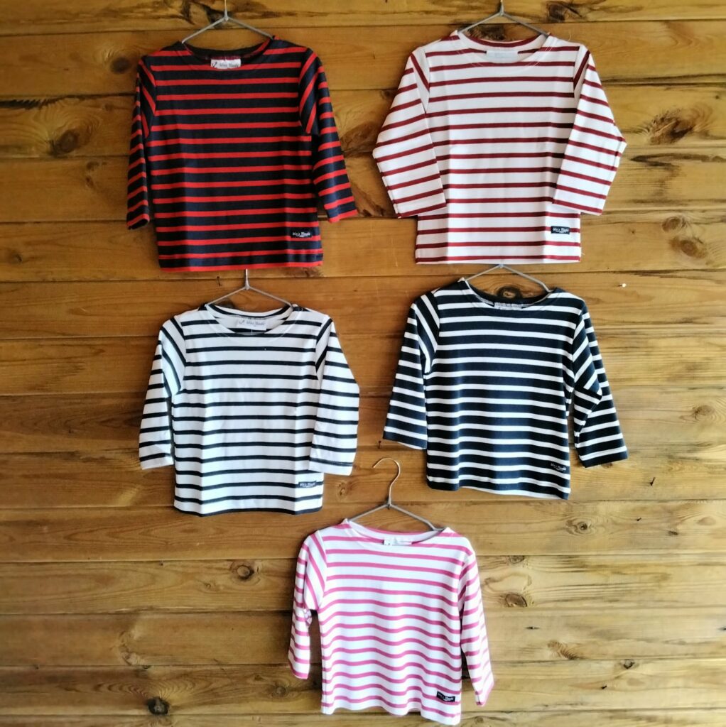 Vêtements marins et autres : marinière enfant